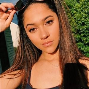 Meet your Posher, Marisa